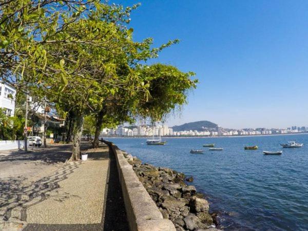 Pensión Casa Colonial 3 Na Urca - Rio De Janeiro, Vista Pao De Acucar E Vista Baia De Guanabara